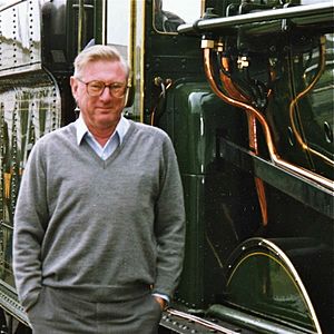 Paul Wild by GWR King Edward I locomotive in 1985