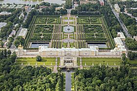 RUS-2016-Aerial-SPB-Peterhof Palace