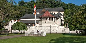 SL Kandy asv2020-01 img33 Sacred Tooth Temple