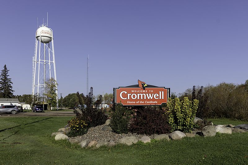 Image to Cromwell sign in Cromwell, Minnesota