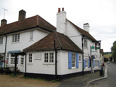 West Wycombe, The Swan Inn - geograph.org.uk - 888606