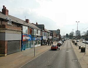 Westcliffe Drive, Layton - geograph.org.uk - 3463642.jpg