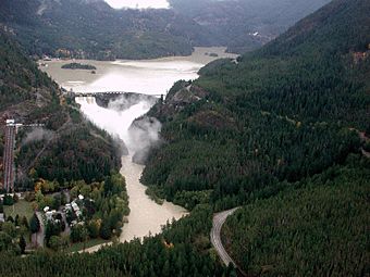 Diablo Dam Skagit 2003 Flood.jpg