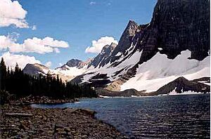 Floe lake july 2004