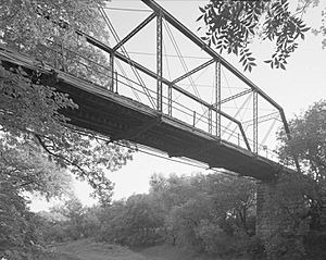 Fort Griffin Iron Truss Bridge, Spanning Clear Fork of Brazos River at County Rout, Fort Griffin vicinity (Shackelford County, Texas)