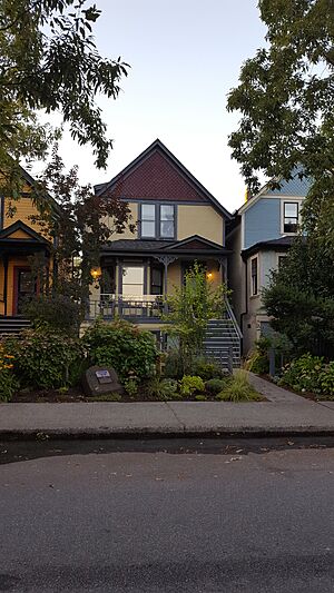 Hendrix House Aug2018
