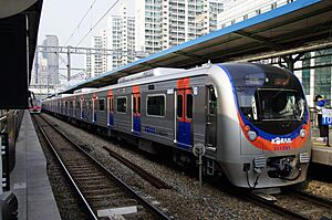 Korail Line 1 Gyeongin express train at Guro