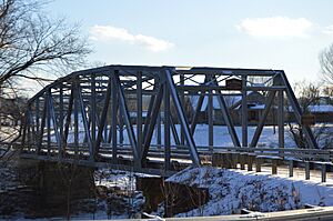Lincoln Pike bridge over Raccoon Creek