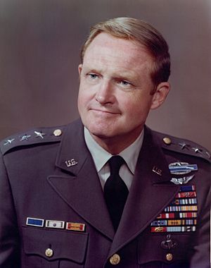 Lt General Hal Moore official photo as Deputy Chief of Staff for Personnel