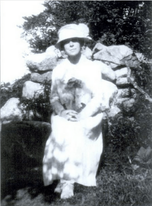 Mary Brewster Hazelton, est 1900-1910.png
