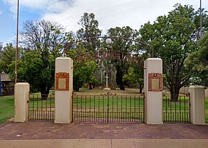 Surat (Queensland) war memorial