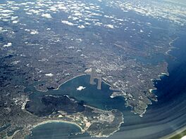 Sydney from Botany Bay looking north (aerial).jpg