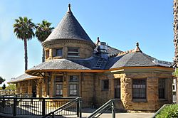 San Carlos Train Station