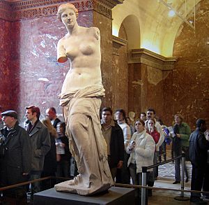 0033 Louvre Venus de Milo