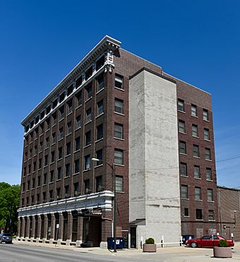 1st National Bank Building, Mason City, Iowa.jpg