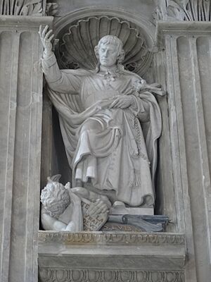 2016 - Statues in Saint Peter's Basilica 06