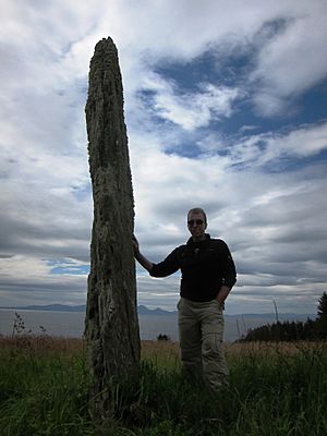 Ballochroy, Menhir with Jura in the background