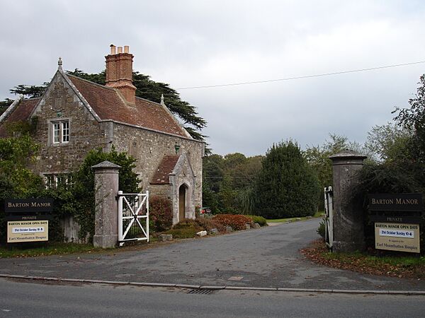 BartonManor approach IsleOfWight