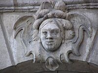 Bordeaux place de la Bourse mascaron visage africain