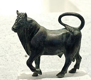 Bronze Apis Louvre Br4462