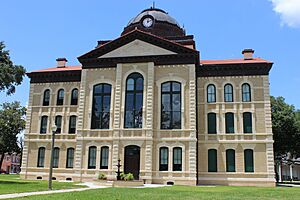 Columbus-tx2016-3(colorado-county-courthouse)