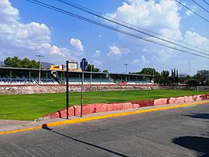 Complejo Deportivo Los Frailes en Actopan, Hidalgo, México. 01