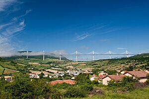 Creissels et Viaduct de Millau