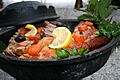 Dutch oven ispod peke