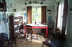 Dylan Thomas's shed - geograph.org.uk - 15855