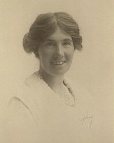 Ethel Dickenson ca1916