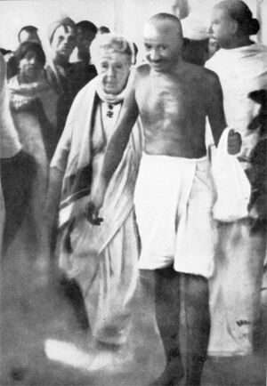 Gandhi besant madras1921