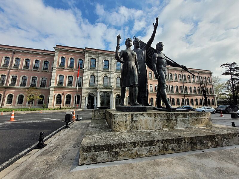 Istanbul University 20220421 (1)