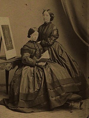 Martha Darley Mutrie and Annie Feray Mutrie, 1860, Maull & Company, National Portrait Gallery, London (2)