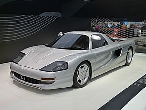 Mercedes-Benz C112 1991 frontleft 2010-04-08 A