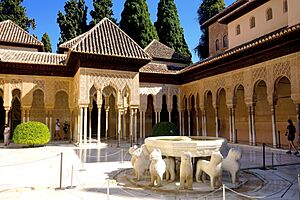 Palacios Nazaríes in the Alhambra (Granada). (51592334991) (cropped)