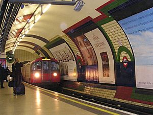 Piccadillycircus tube station