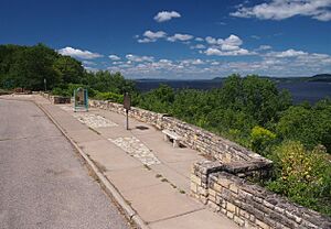 Reads Landing Overlook 2016