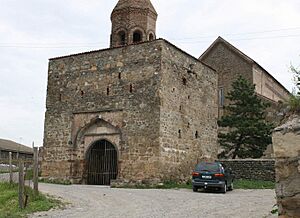 Urbnisi monastery. Entrance (Photo A. Muhranoff, 2011)