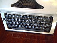 Машинка Любава ПП-305-01 клавиатура