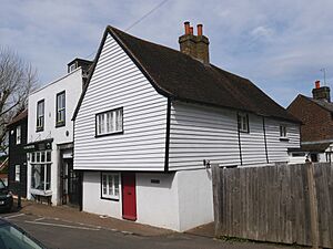 5 Church Road, Farnborough (02)