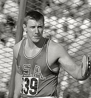 Oerter holding a discus