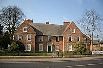 Alford Manor House - geograph.org.uk - 386834