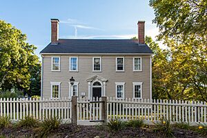 Angell-Ballou House Smithfield front 2013