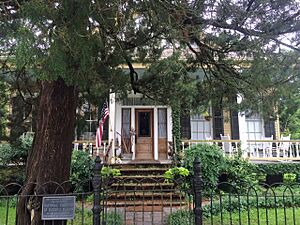 Building at 242 Charles St. Bay St. Louis, MS, US