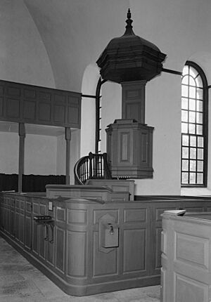 Christ church lancaster pulpit photo