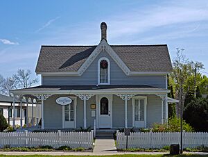 Crosse House
