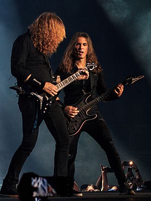 Dave Mustaine and Kiko Loureiro live in London 2018-06-16