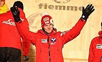 Dekoracja medalowa konkursu drużynowego (K-120) - Thomas Morgenstern