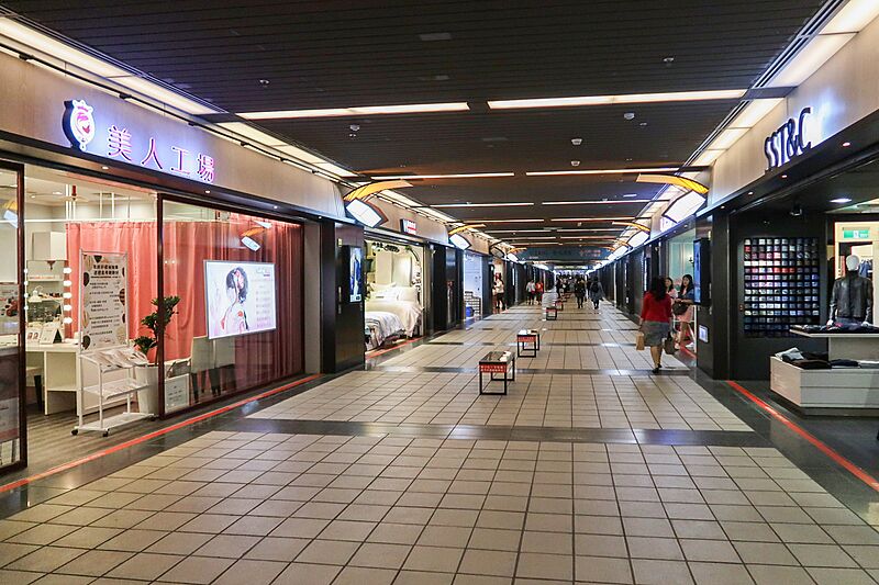 East Metro Mall Access 201911