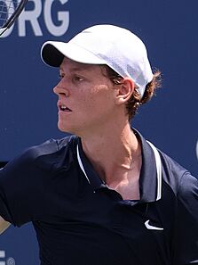 Jannik Sinner 2024 US Open 4 (cropped)